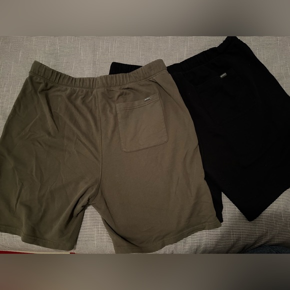 2 pairs Eddie Bauer lounge shorts - men’s XL - Picture 2 of 3